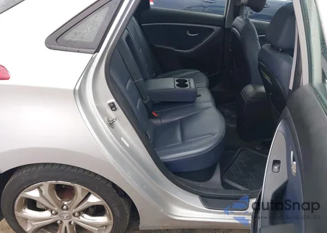 2013 Hyundai Elantra Gt Base W/Blue z USA, uszkodzony, nr VIN KMHD35LEXDU033983